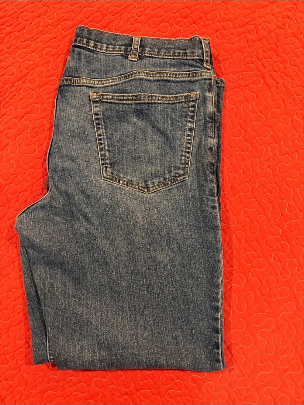 Sonoma Men’s Straight-Leg Medium Blue Jeans